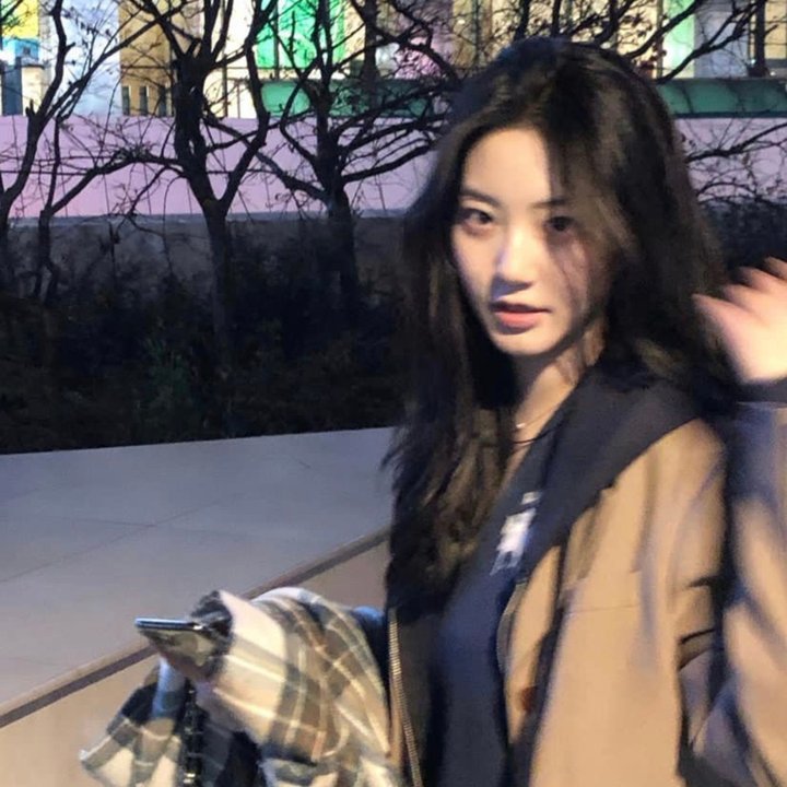 女玩家喜迎春
